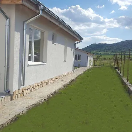 Ваканционна къща House In Complex